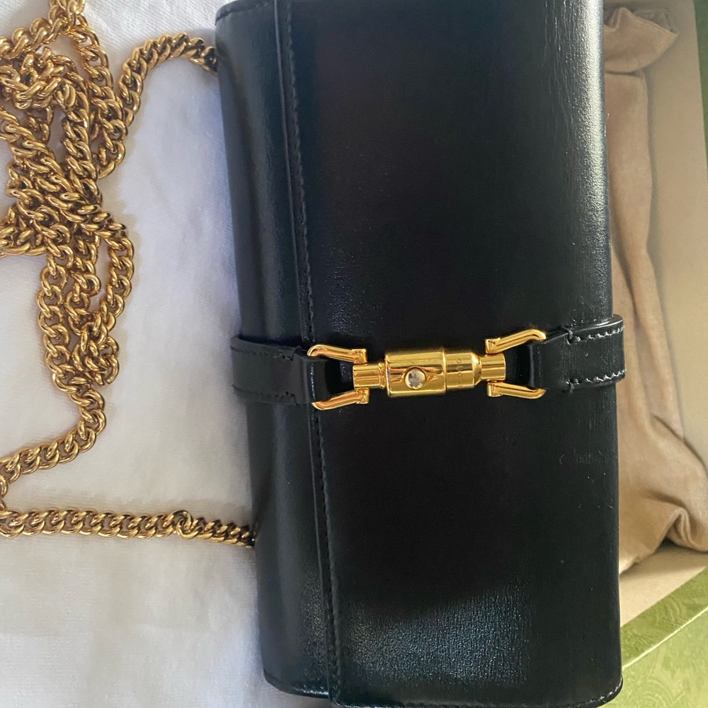 Gucci Black Leather Crossbody with Gold Hardware and Chain Jackie style. - Picture 4 of 5